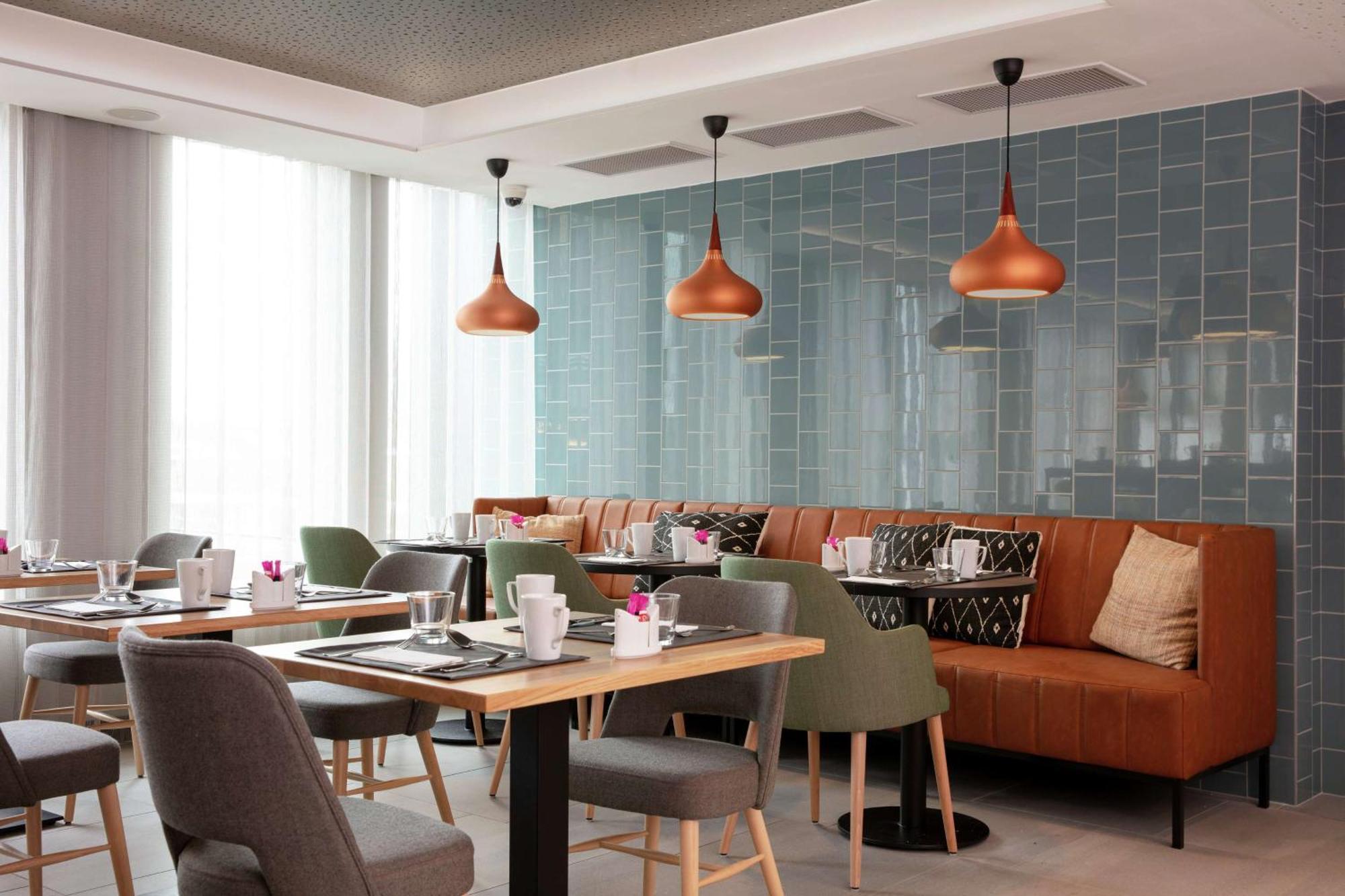 Hilton Garden Inn Paris Orly Airport Rungis Exterior photo