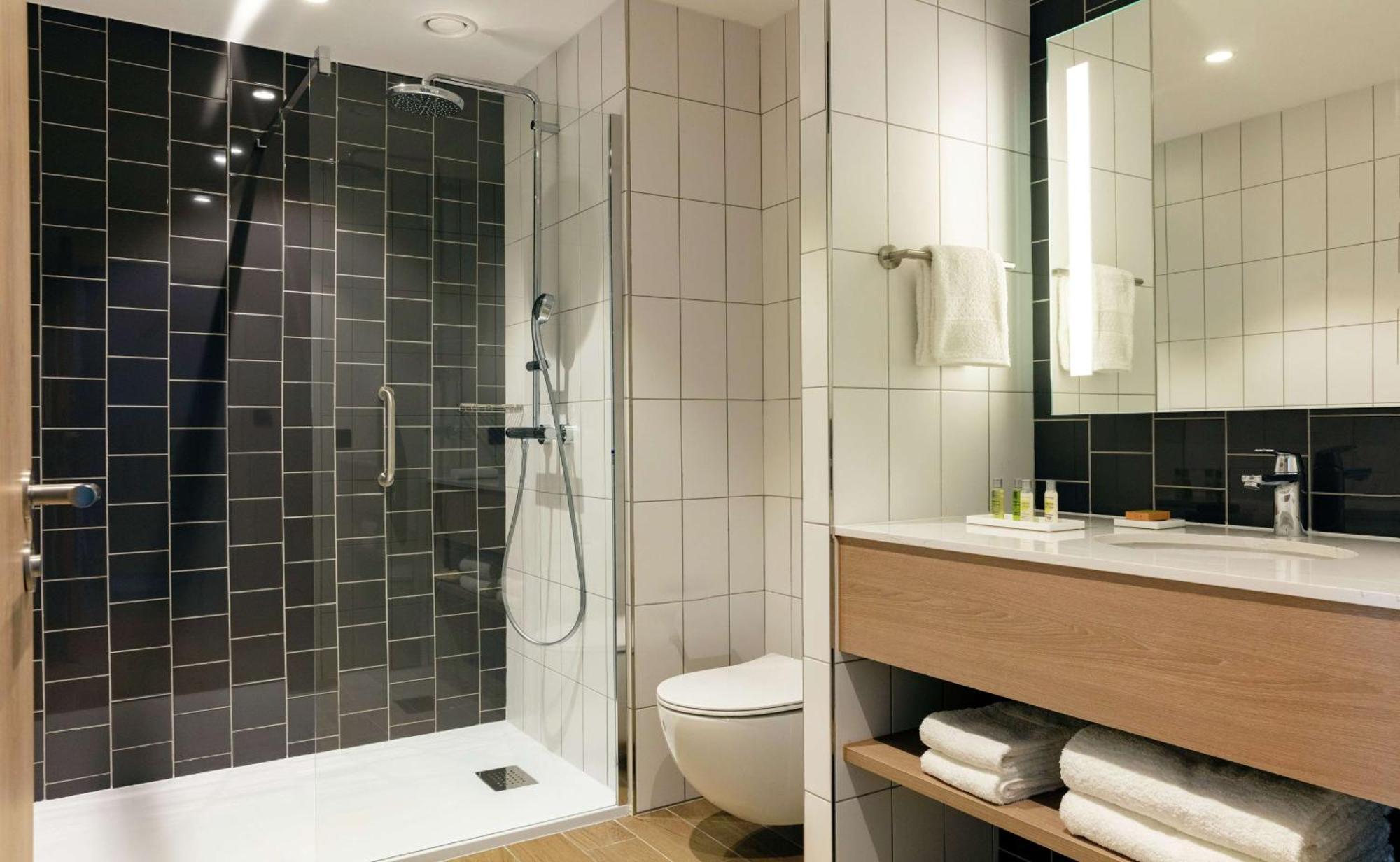 Hilton Garden Inn Paris Orly Airport Rungis Exterior photo