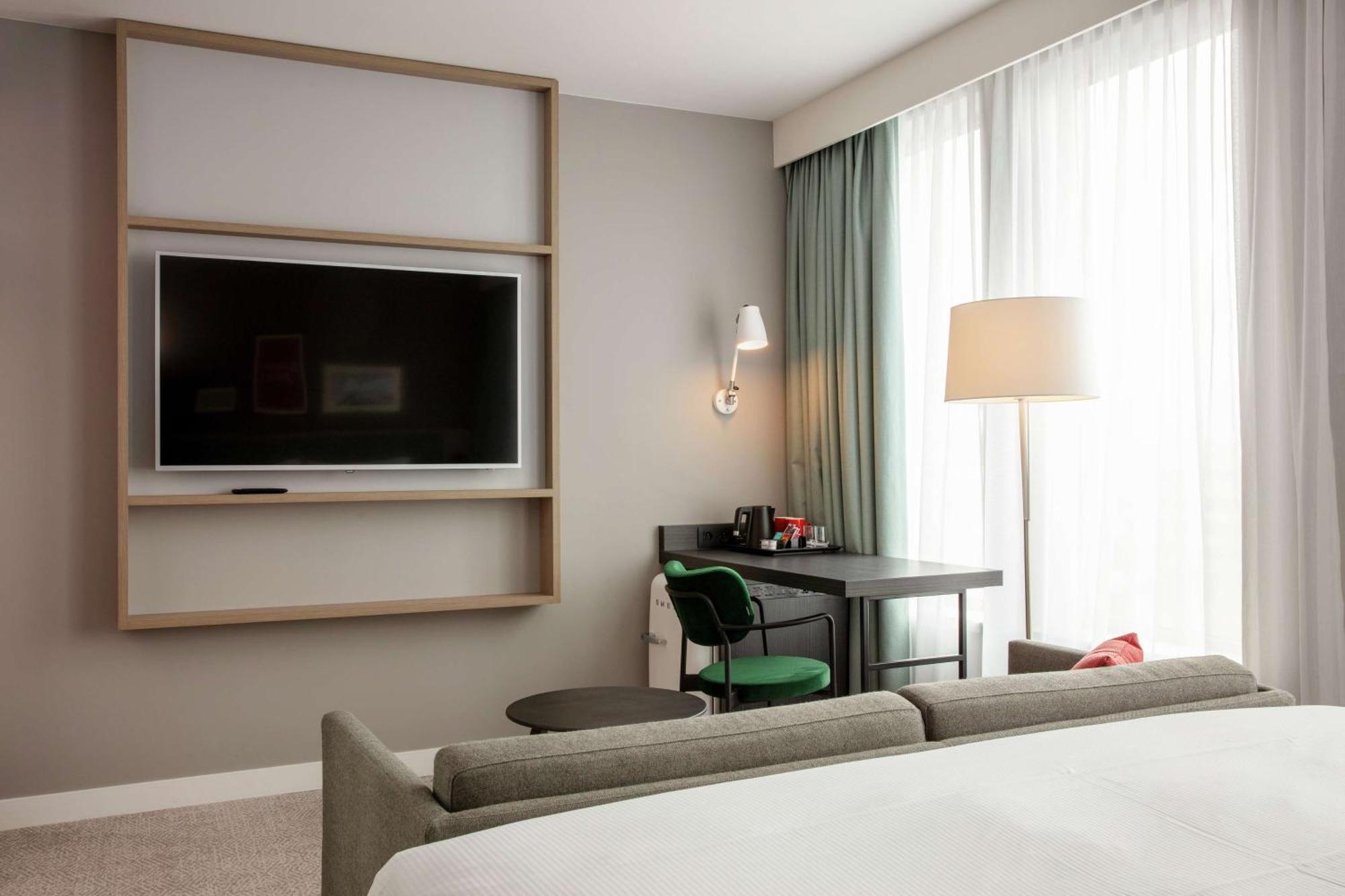 Hilton Garden Inn Paris Orly Airport Rungis Exterior photo