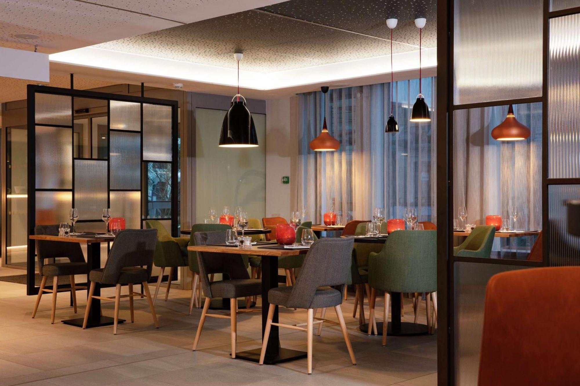Hilton Garden Inn Paris Orly Airport Rungis Exterior photo