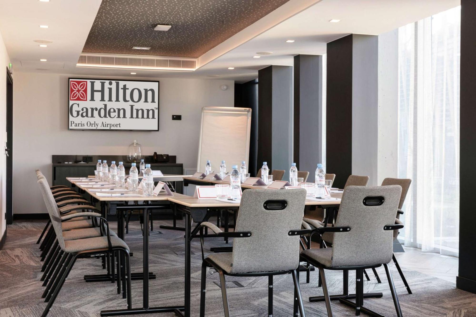 Hilton Garden Inn Paris Orly Airport Rungis Exterior photo