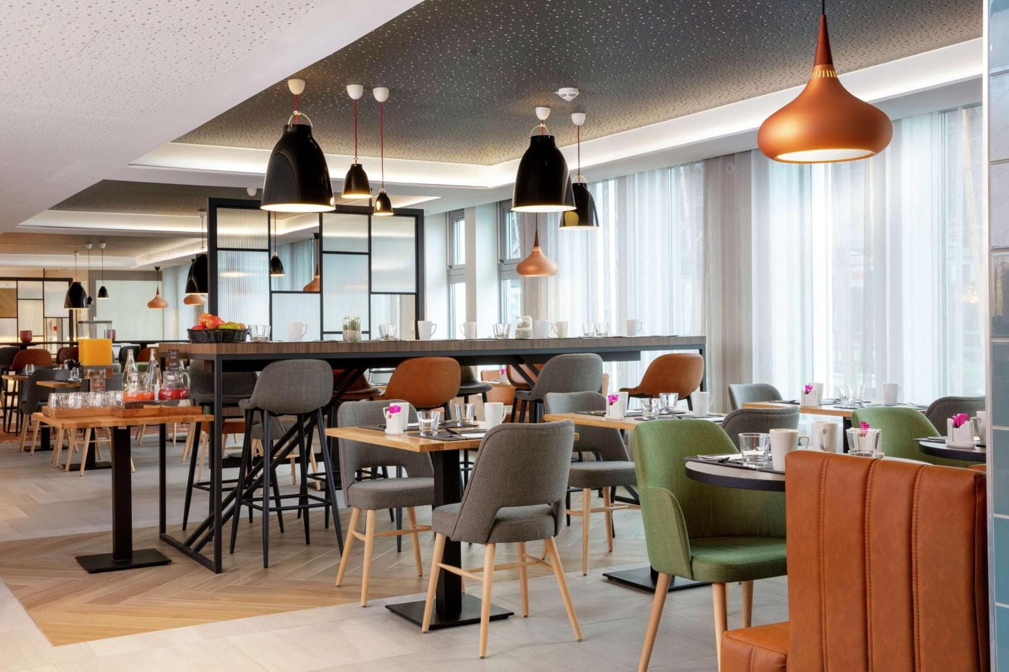 Hilton Garden Inn Paris Orly Airport Rungis Exterior photo